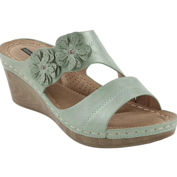 NWOB Good Choice Shoes Rita Mint Floral Faux Leather Wedge Sandals 6.5 - Picture 1 of 10